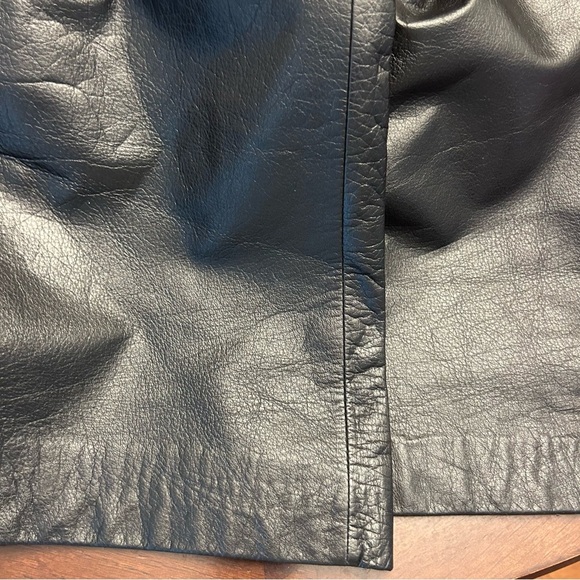 Danier Black lambskin Leather Pants. Silver ring belt. Ivory stitching vintage - Picture 9 of 12